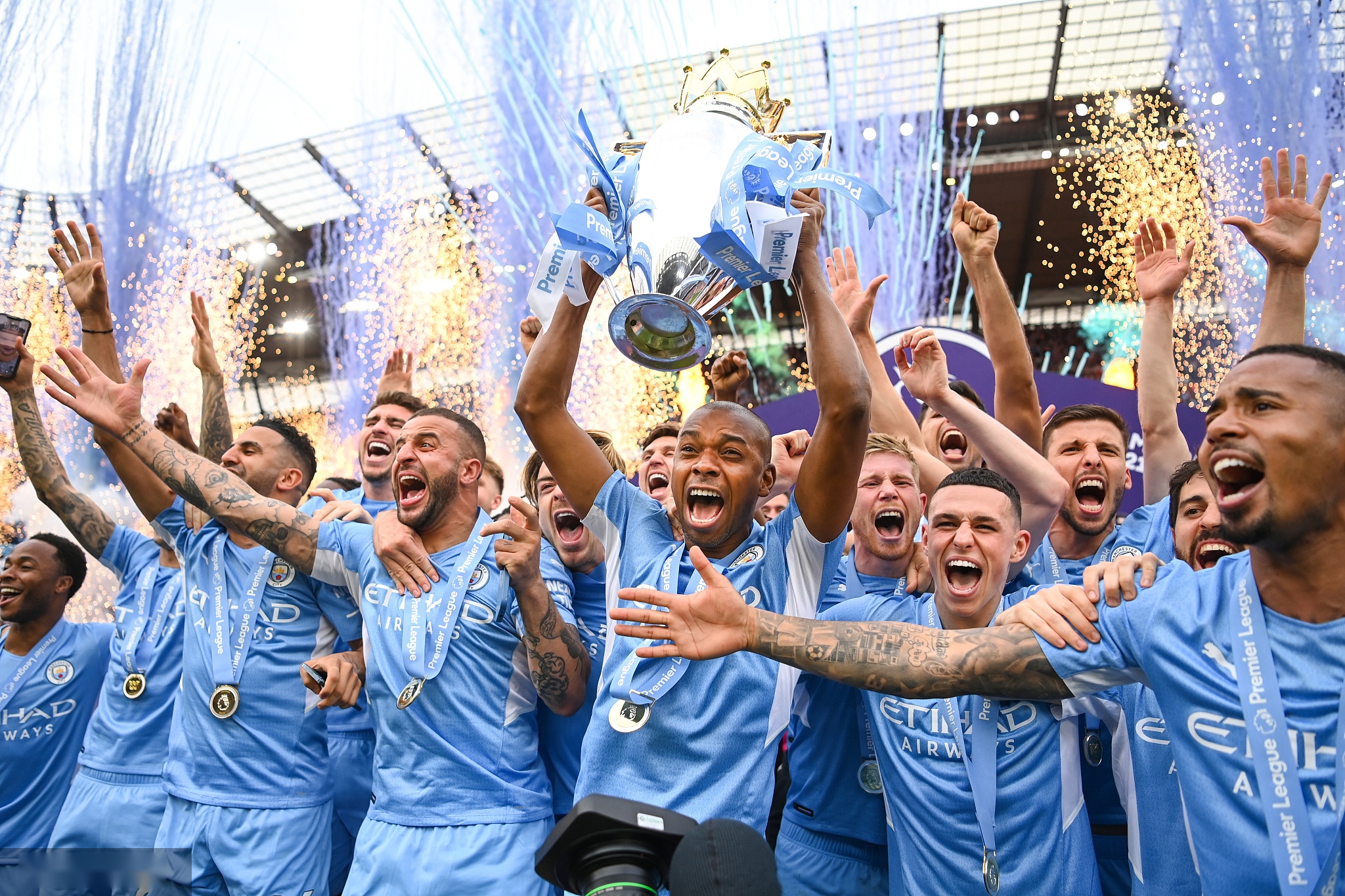 接面对的压 接面对的压